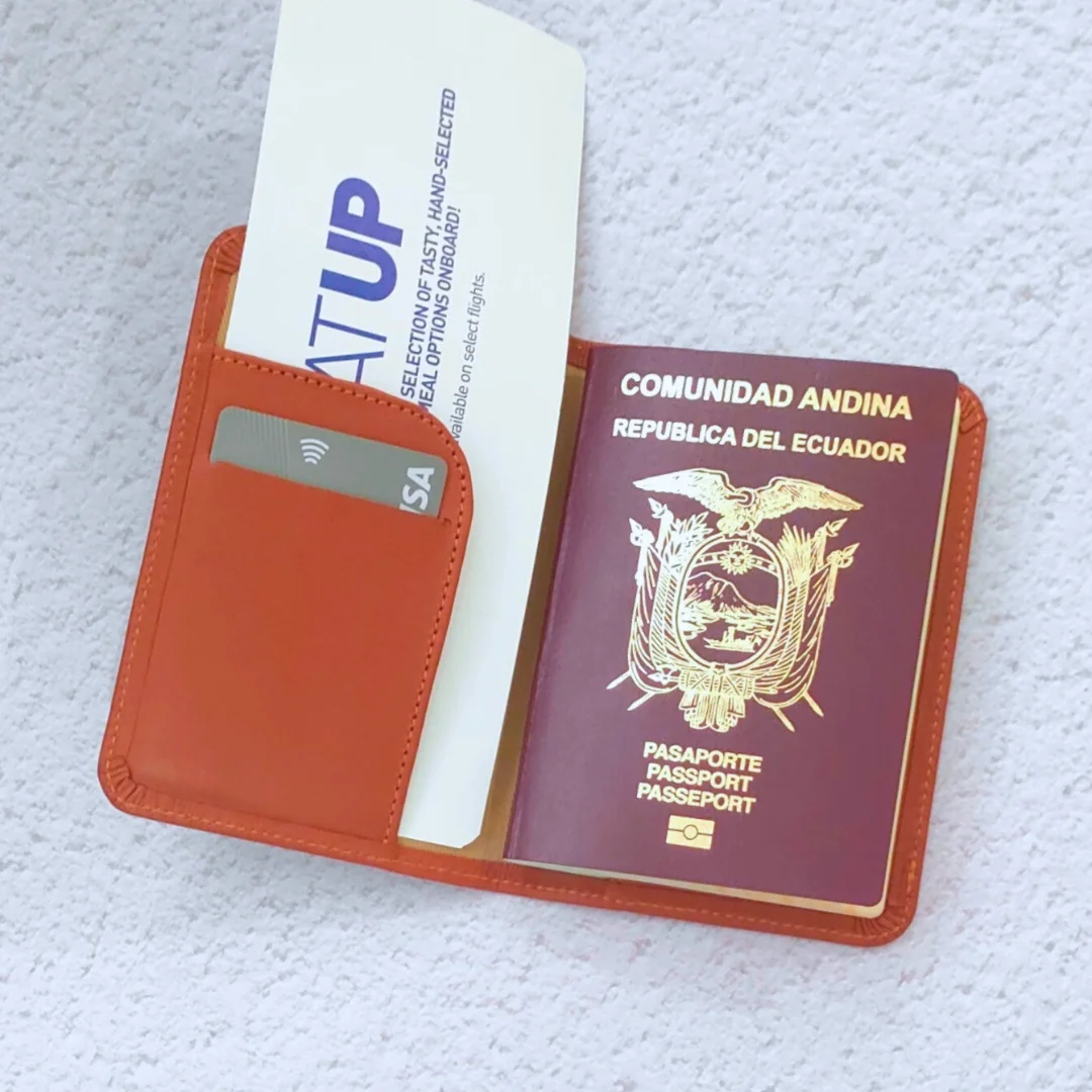 porta pasaporte mujer