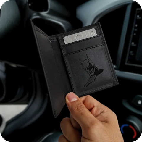 billetera cuero batman ecuador